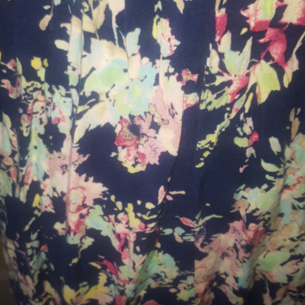 Summer dress - Picture 4 of 6
